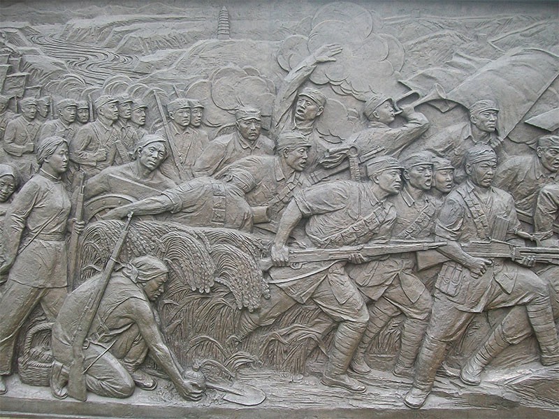  战争石雕文化墙 